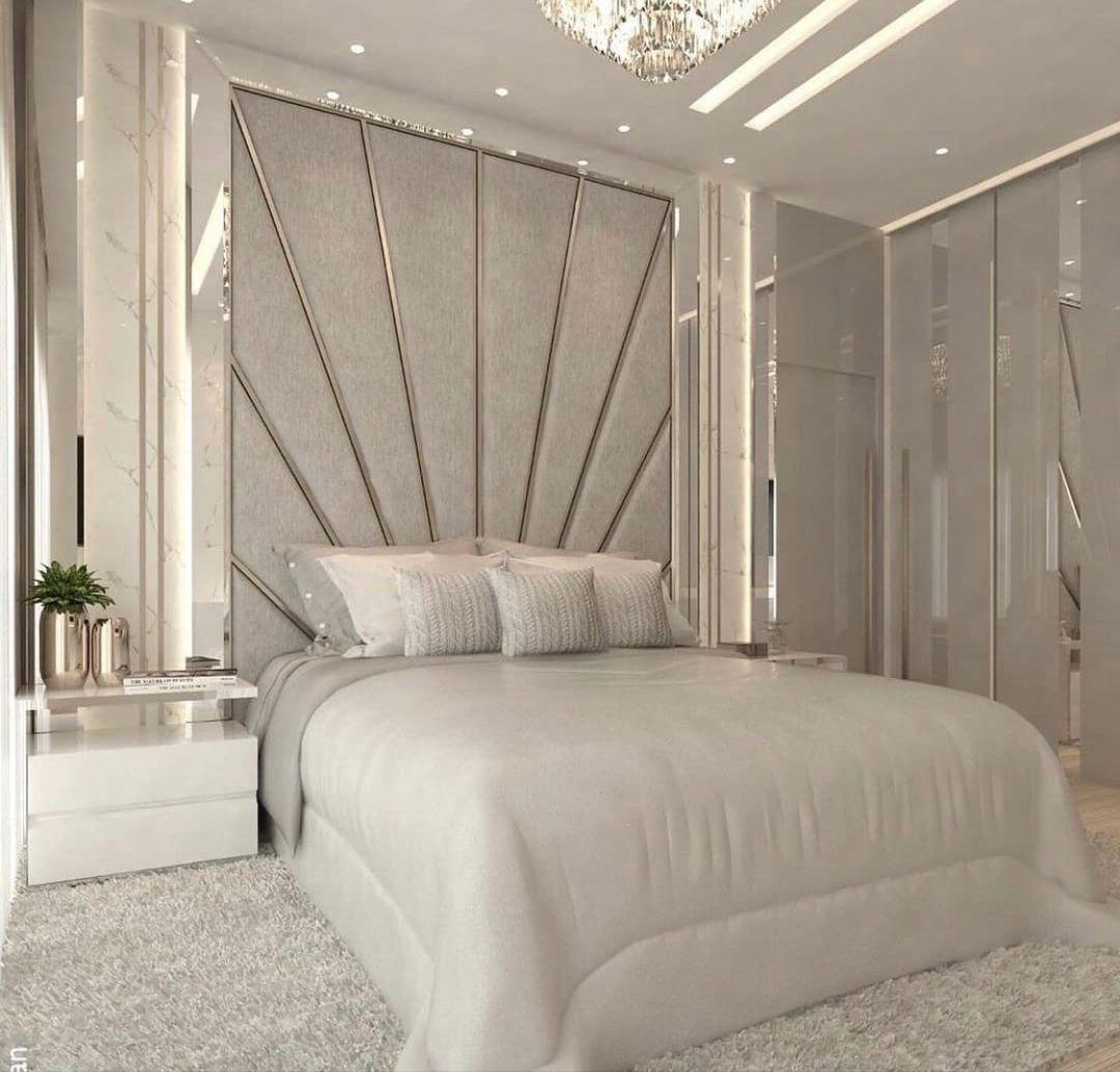White Silver Sunburst Luxury Queen Bed
